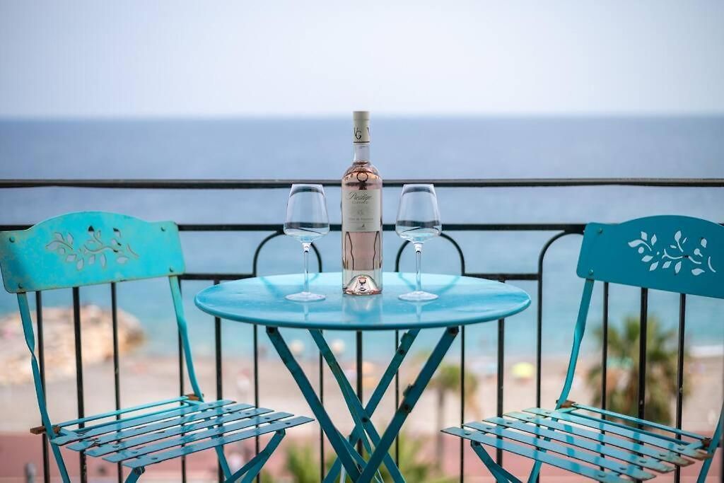 Appartement Le Balcon De La Baie Des Anges Nice