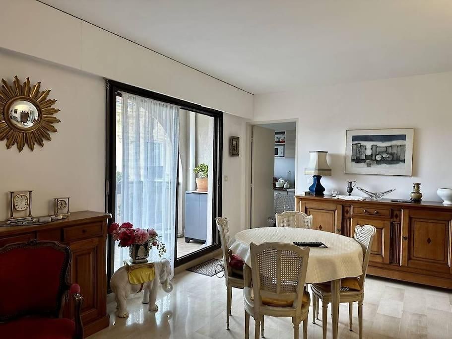 Signature Carré D'or