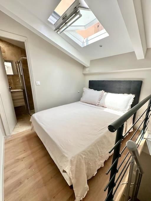 Cosy: 2 Min Train, 10 Min Plage, Clim Apartment *