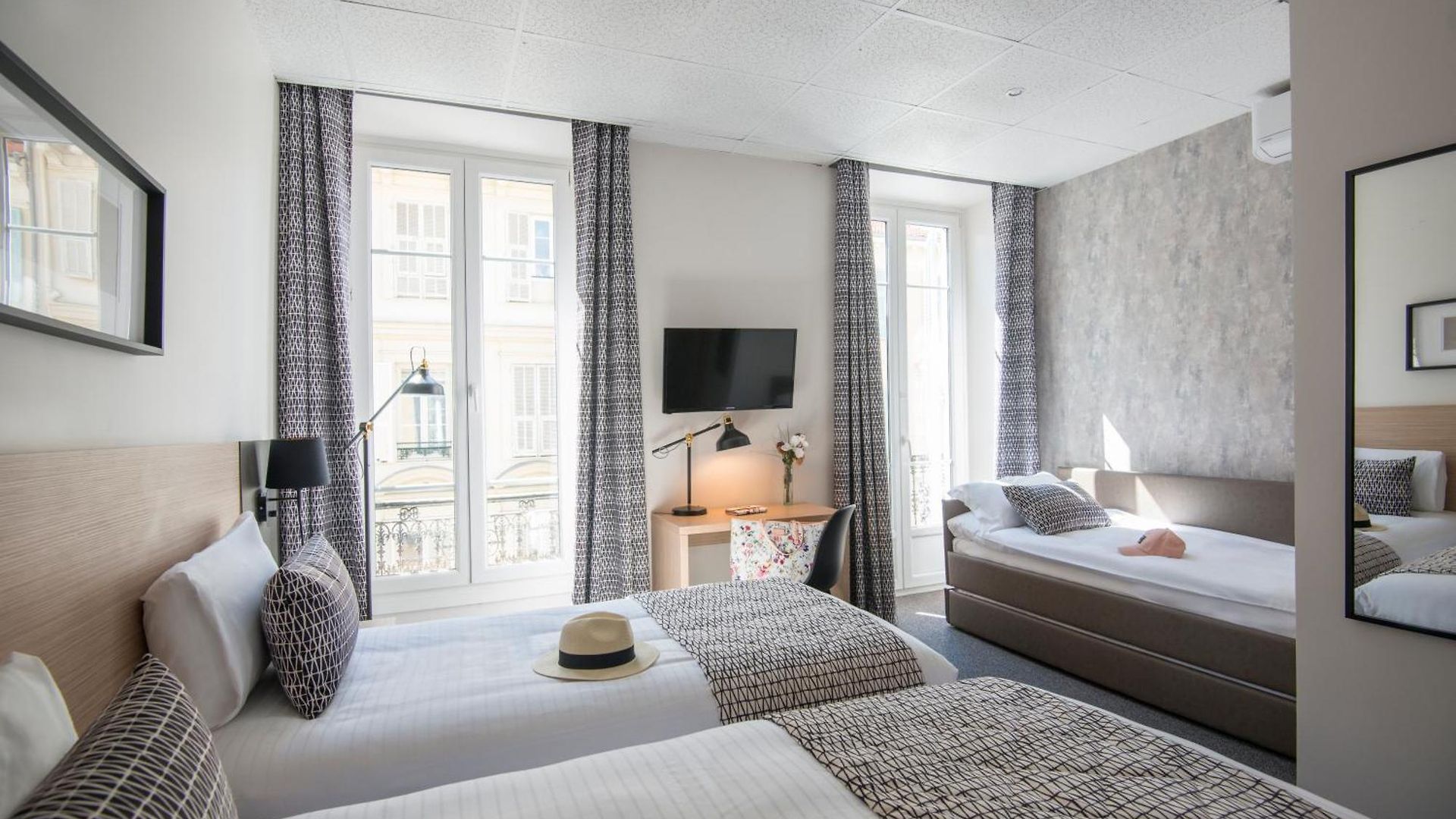 Saint Gothard Hotel 3*