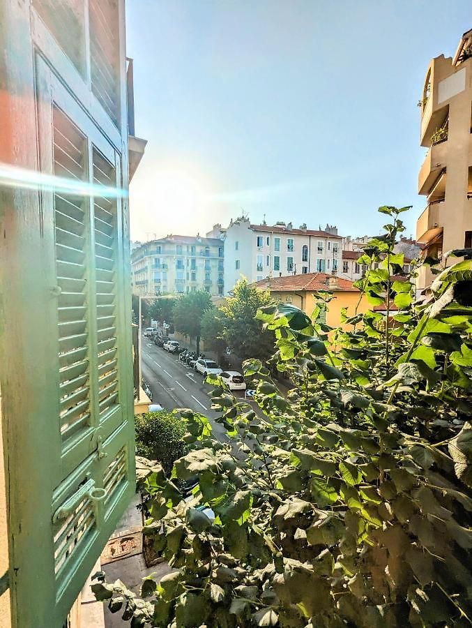 Cozy T2 - Lovely Balcony - Center - Liberation - Clim - Wifi * Nice