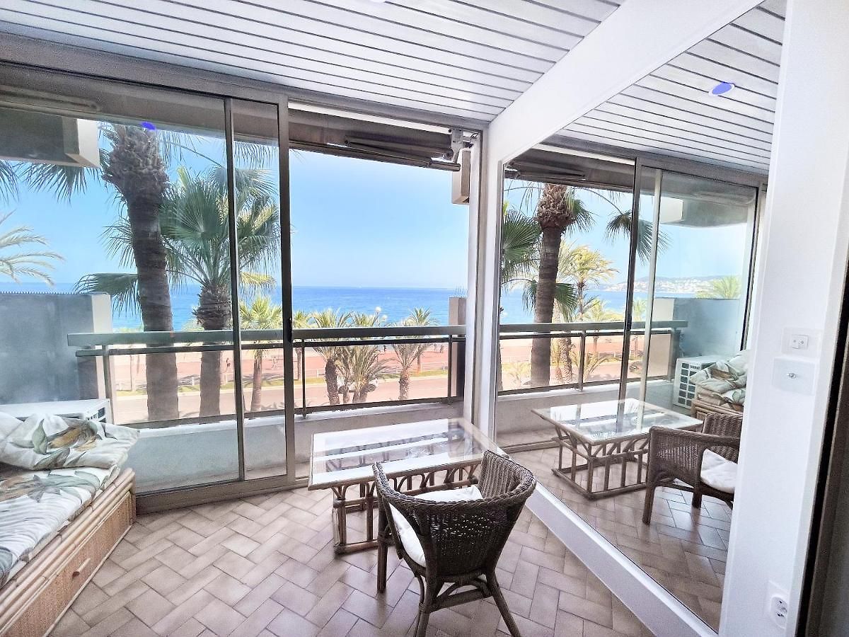 Promenade-des-anglais-front-sea Appartement *