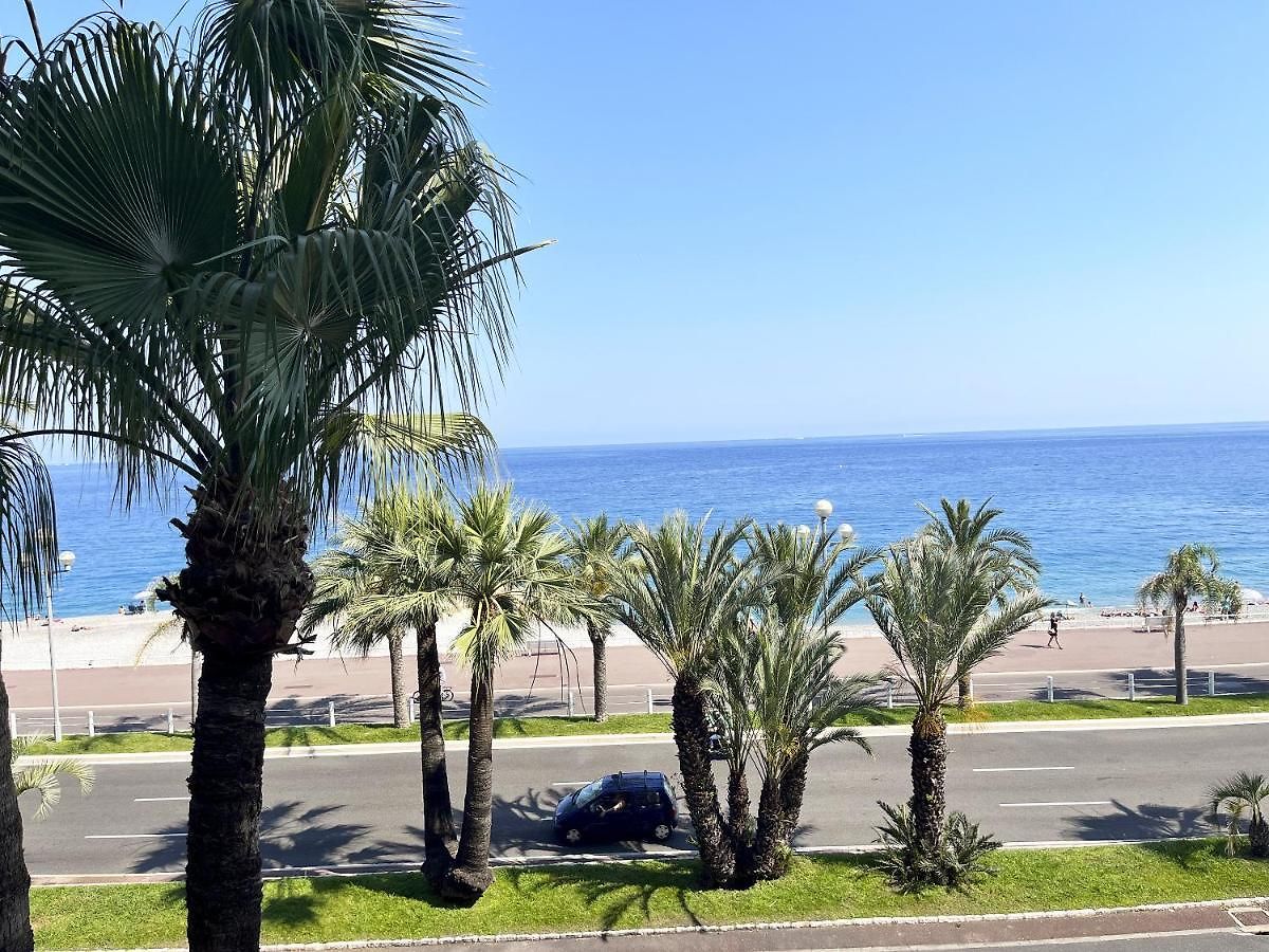 Appartement Promenade-des-anglais-front-sea Nice