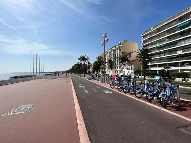 Appartement Jardin Sur La Promenade Des