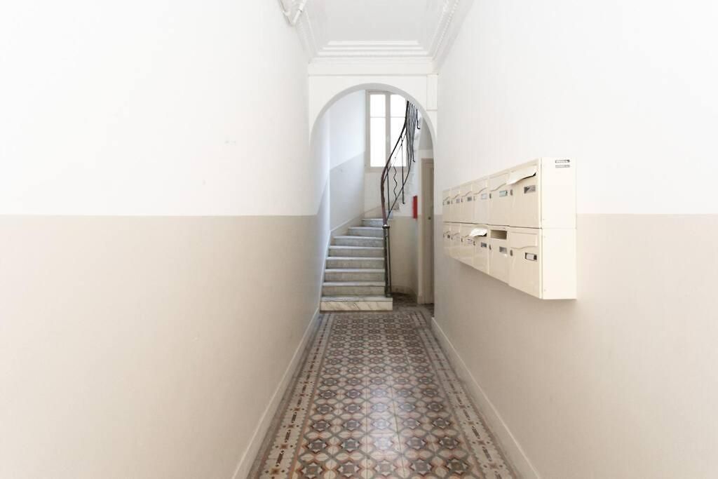 Appartement #44 Staywizus -1 Bdr Flat Cap Ac Balcony 5mins Walk To *