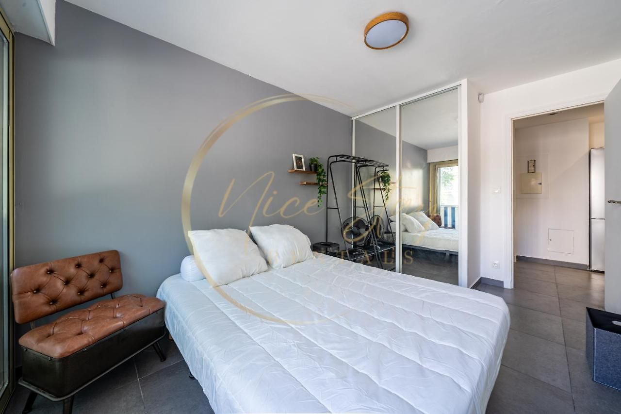 Appartement 3 Pièces Au Cœur De Nice