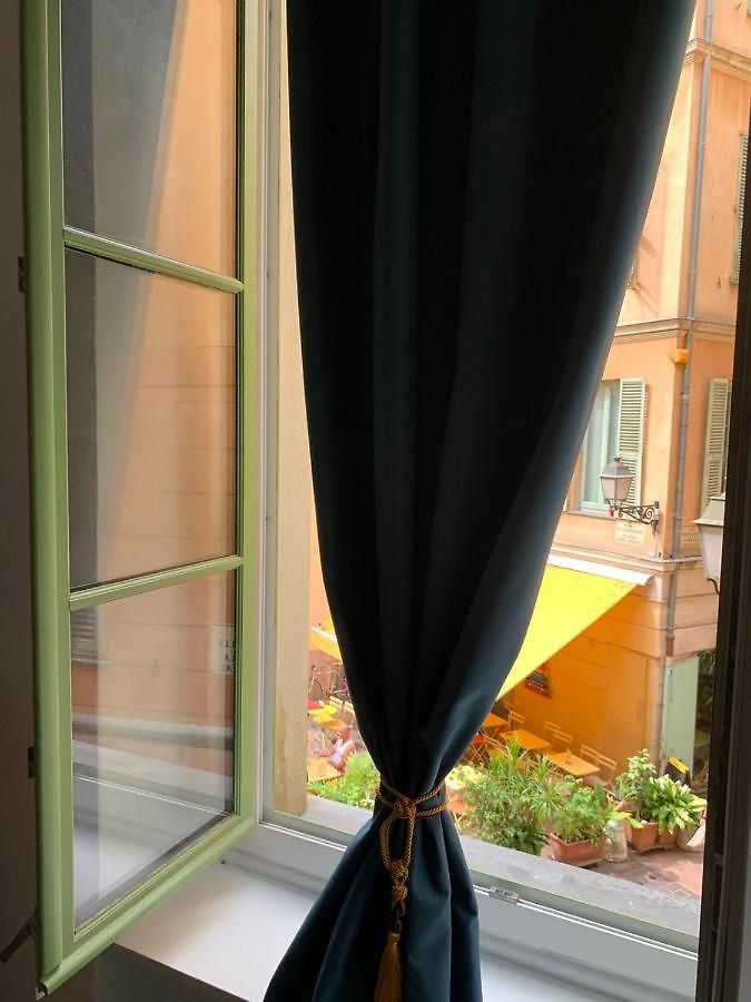Apartment 33 On The Old Historic Senate Square