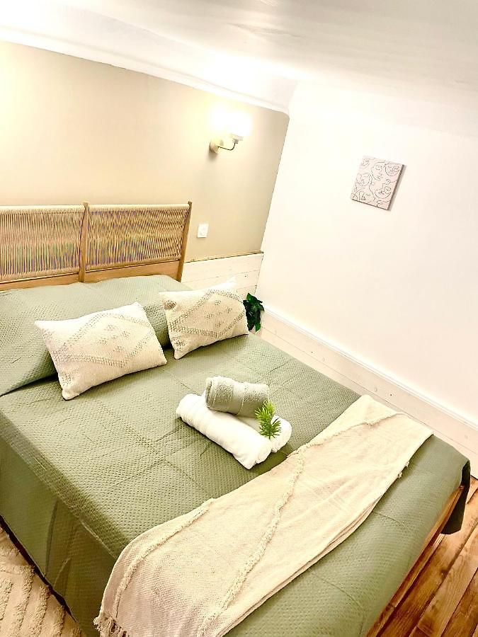 Spacious Loft, Duplex, Old Town, 3 Bedrooms - Easy Check-in * Nice