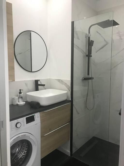 Appartement 3 Bed Modern Flat Close To The *