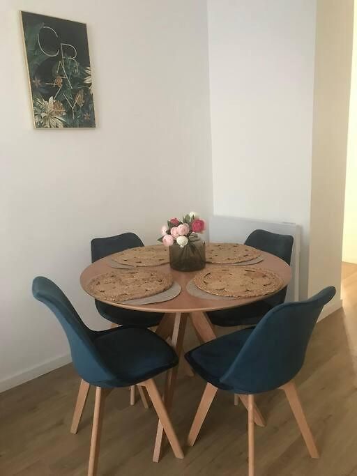 3 Bed Modern Flat Close To The * Nice