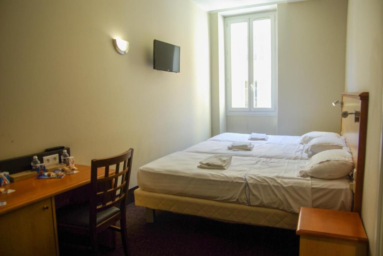 Le Noailles Hotel