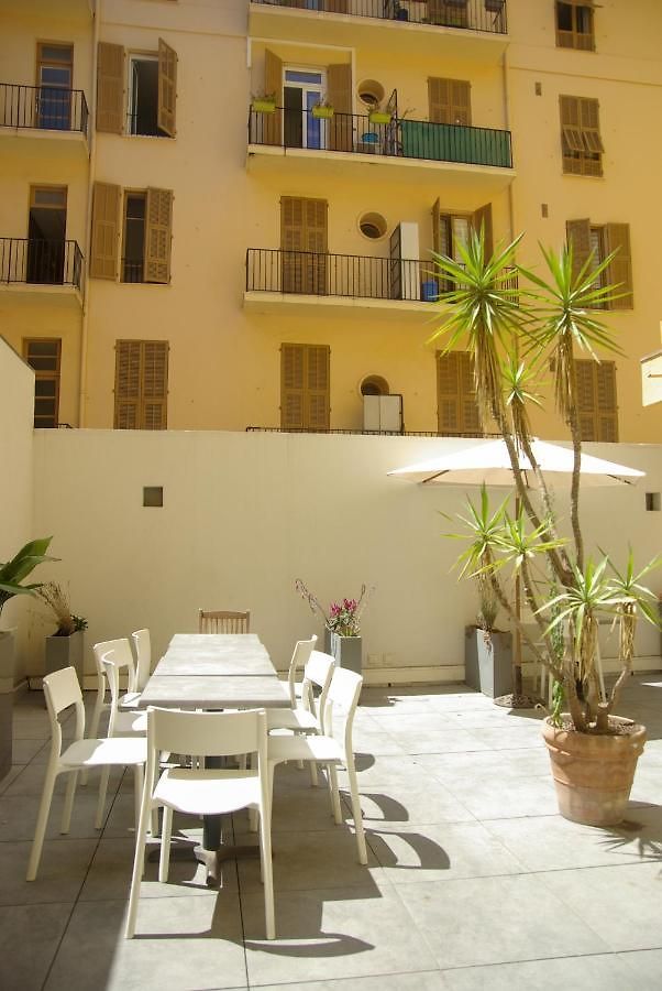 Le Noailles