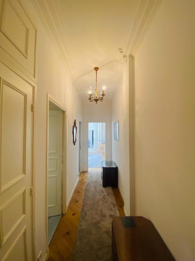 Promenade Des /carre D'or - 2 Mins Plages Apartment