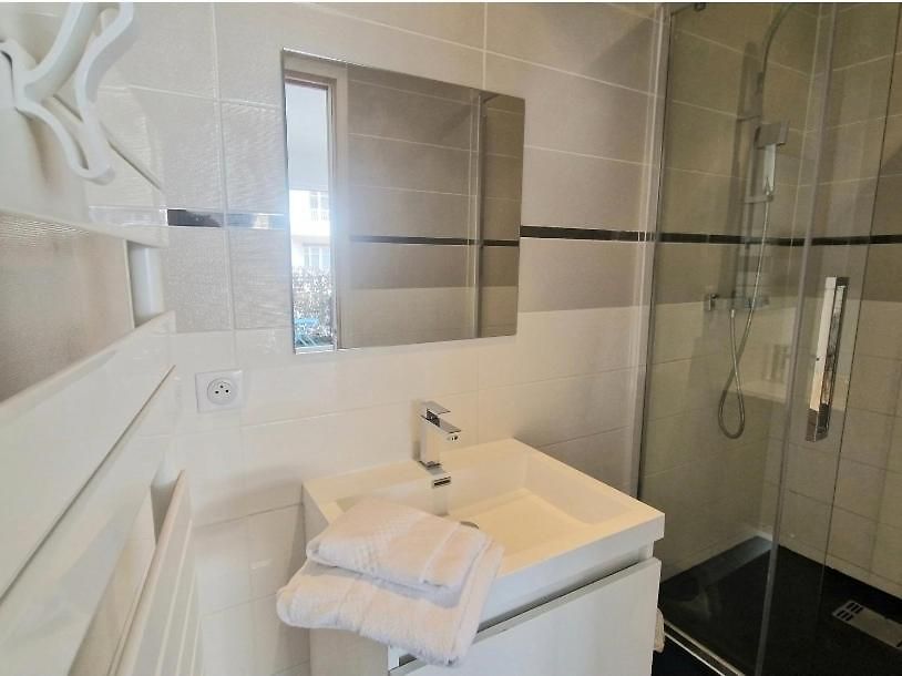 Centre De - A-c - Wifi - Balcon 500m Promenade Des Apartment