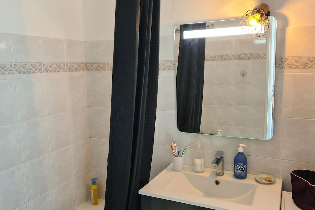 Vue Mer Sur Les Hauteurs De Appartement *
