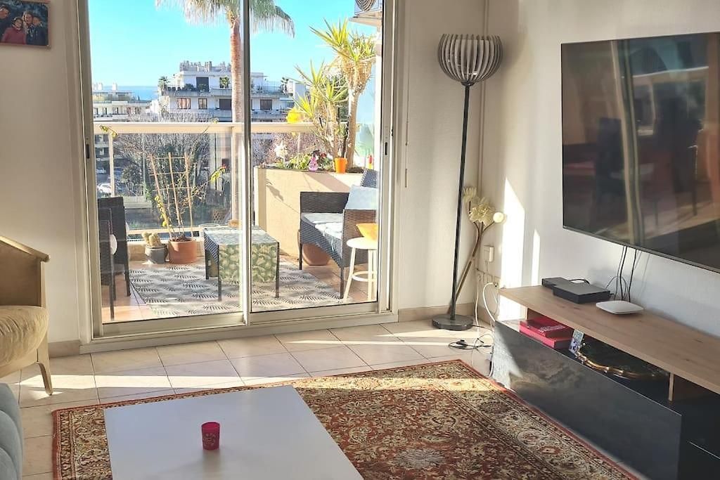Appartement Vue Mer Sur Les Hauteurs De Nice