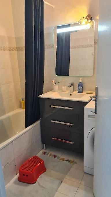 Appartement Vue Mer Sur Les Hauteurs De