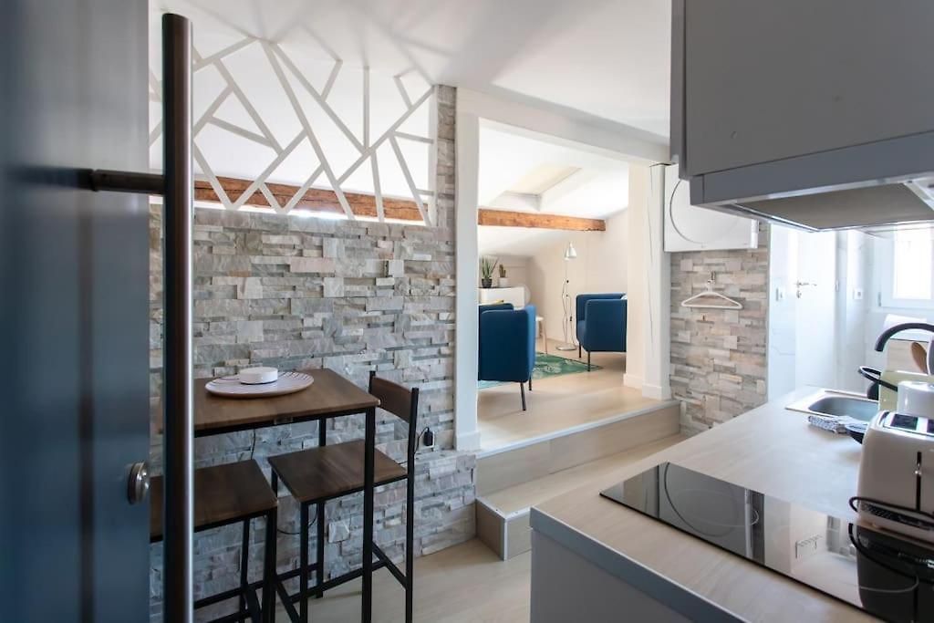 Apartment #49 Staywizus - Perfect Location Saleya Old Town 2mins To Sea Ac *