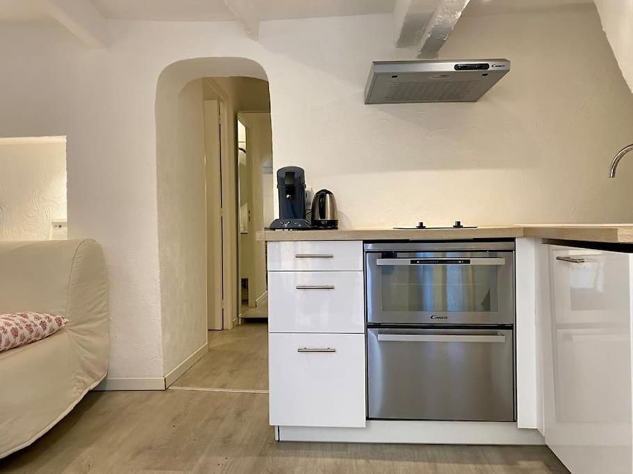 Appartement Vieux-nice 2 Pièces Proche