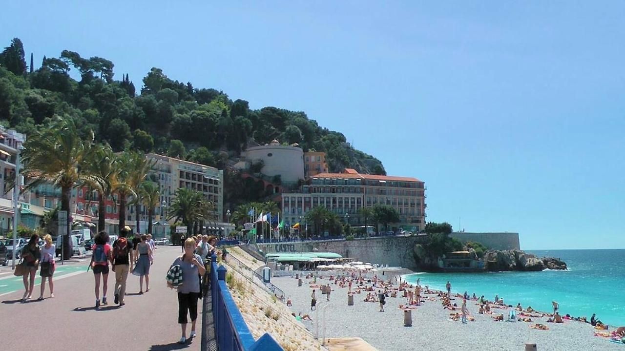 2 Pieces A Louer Au Coeur Du Carre D Or A Nice, Rue Dalpozzo A 150 Metres Des Plages Appart hôtel