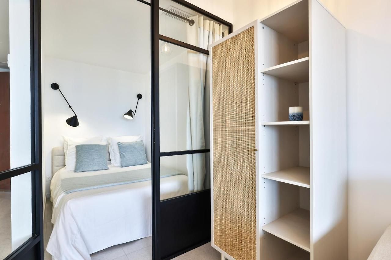 Apartment Incroyable Vue Mer, 2 Pieces Refait A Neuf Avec Piscine Sur Le Toit/ Wifi/ac *