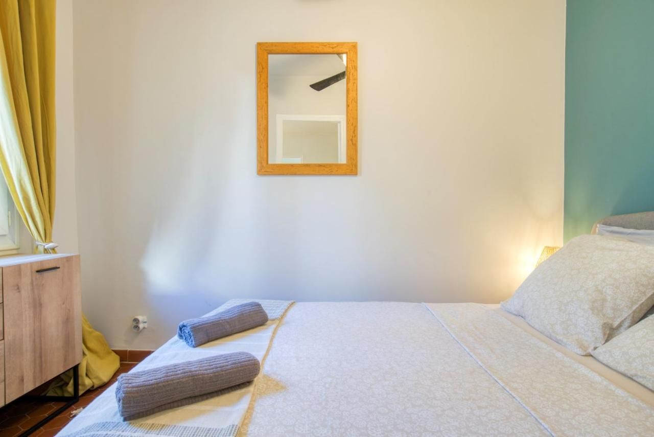 Cosy, Modern, Fully Equipped, Air Conditioning, Historical, Old Town, 1minute Walk From - 