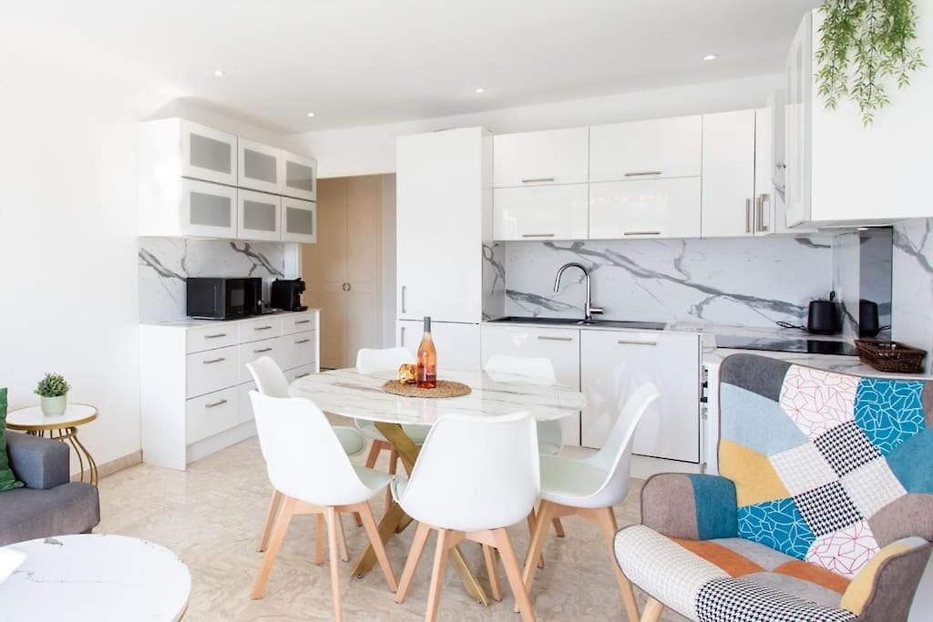L28 Staywizus - Californie 1min Walk Sea 3bdr - Ac & Balcony Nice