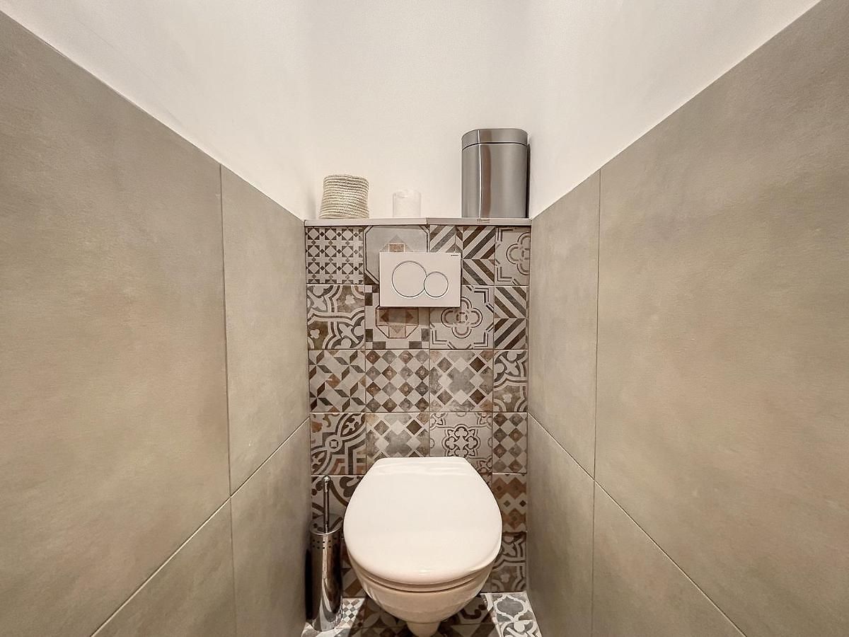 Old Town Place Rossetti Themed 2br Full Air Conditioning *