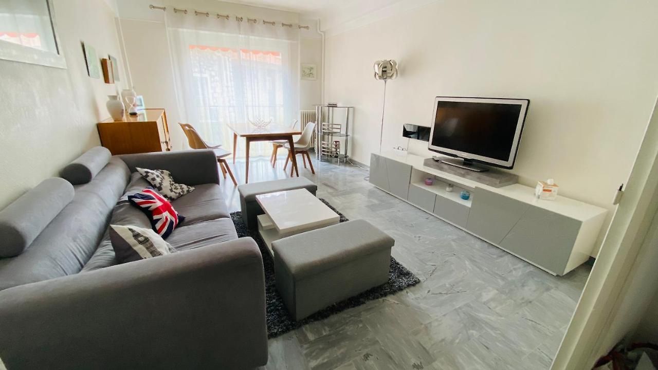 Appartement Confortable Et Spacieux 3pièces, Très Bien Situé *