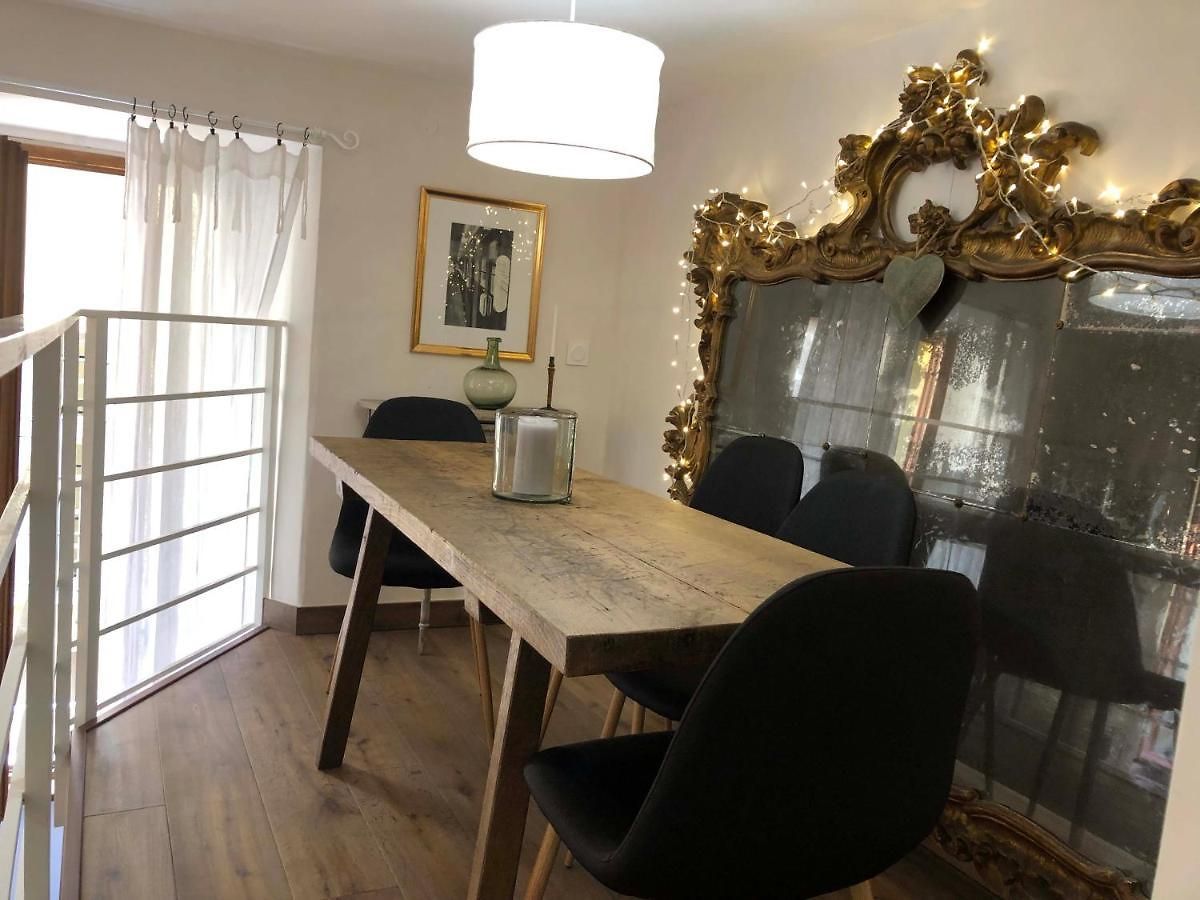 Apartment Petit Palace In Old Nice