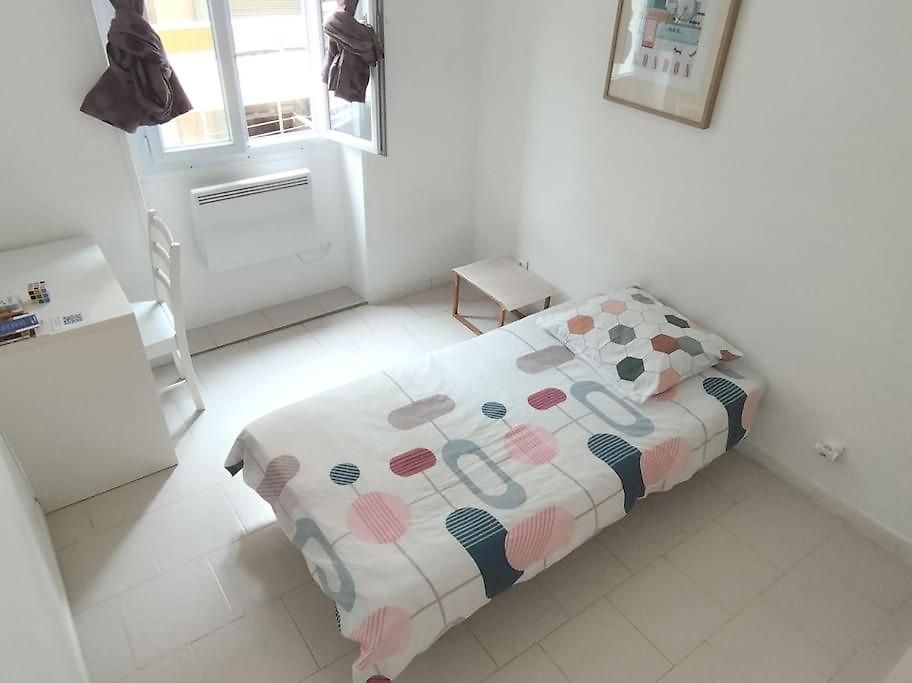 Private In Shared In The Center Of Appartement