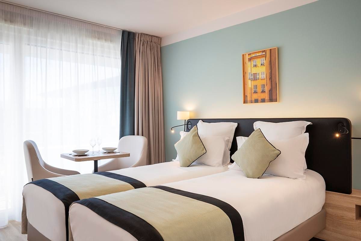Residhome Aéroport Appart hôtel Nice