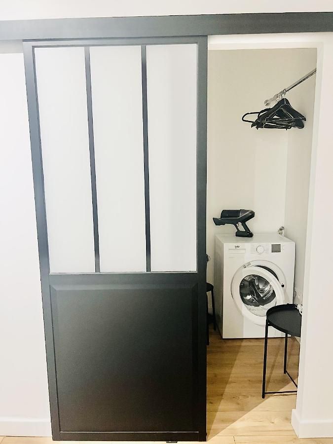 Sublime 2 Pièces Au Cœur De La Vieille Appartement