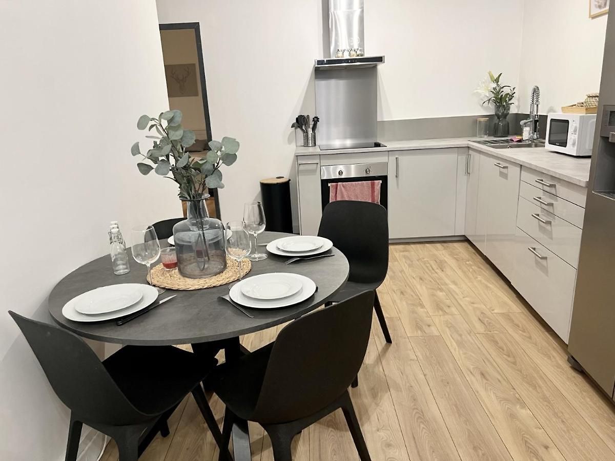 Appartement Sublime 2 Pièces Au Cœur De La Vieille *