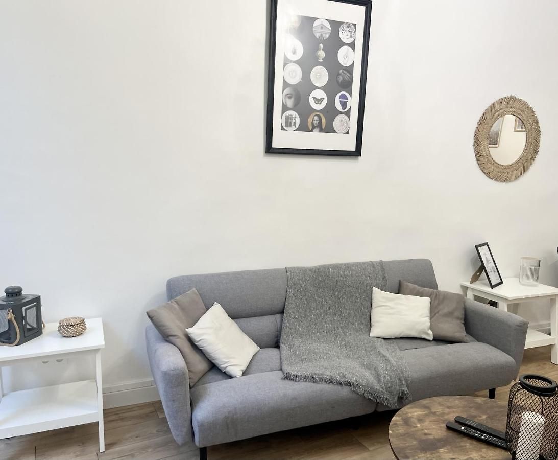 Sublime 2 Pièces Au Cœur De La Vieille Appartement Nice