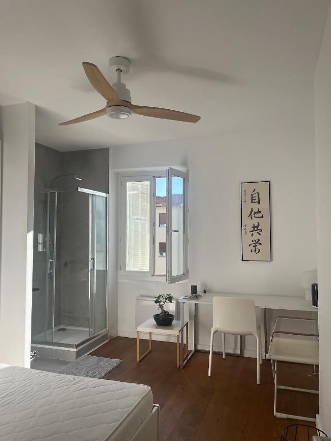 Double Avec Salle De Bain Privative En Plein Coeur De Homestay *