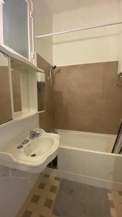 Campement Rapide Appartement *
