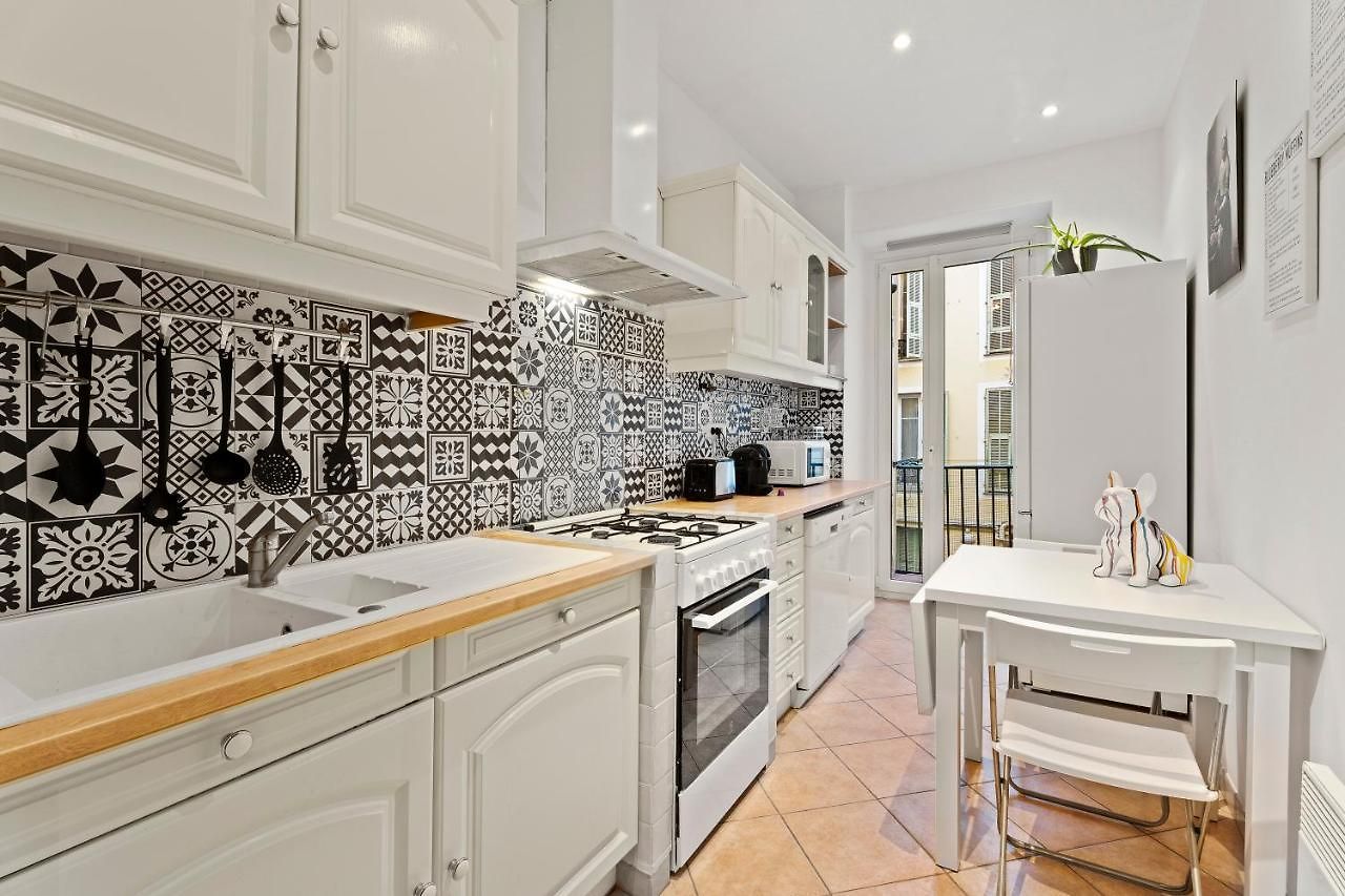 Appartement - Renting - Lascaris - Charm & Spacious & Comfort 3p Port Bonaparte