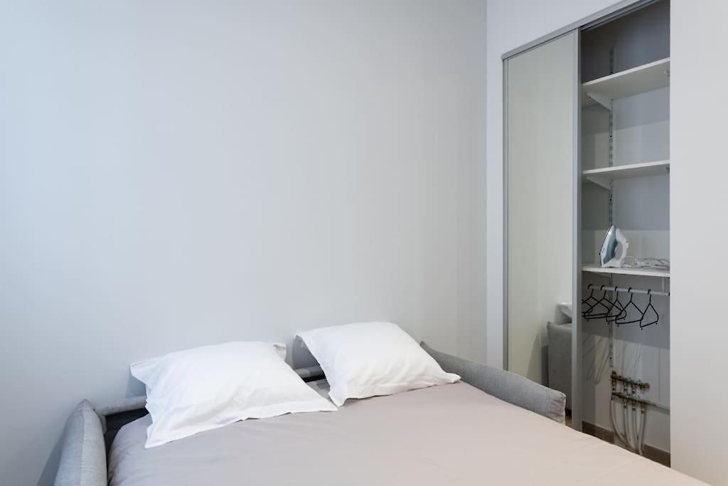 Apartment - Carre D'or