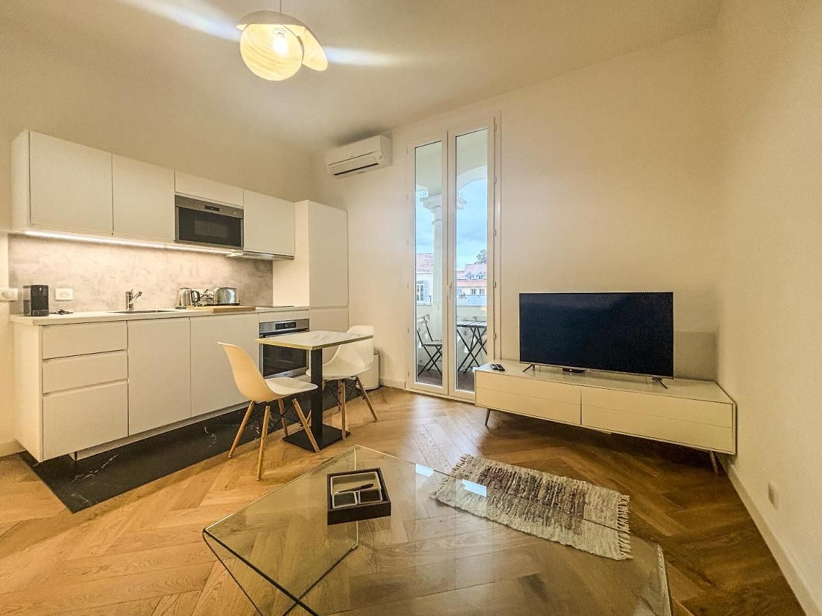 Appartement Alberti - Wifi, Ac, 2 Pers Nice