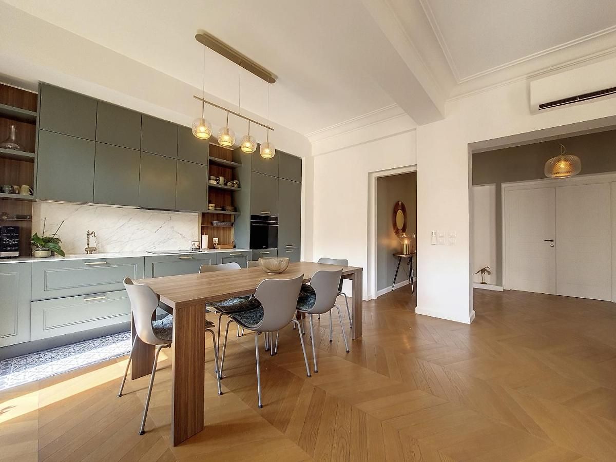 Nestor&jeeves - Belle Epoque - Central, Close Sea Apartment *