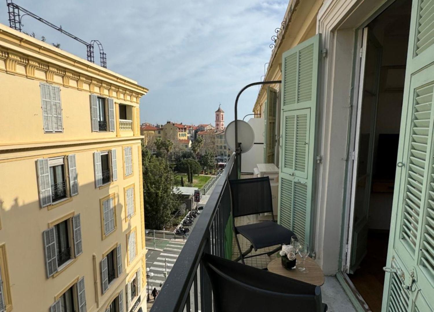 Aston - Centre Massena Apartment *