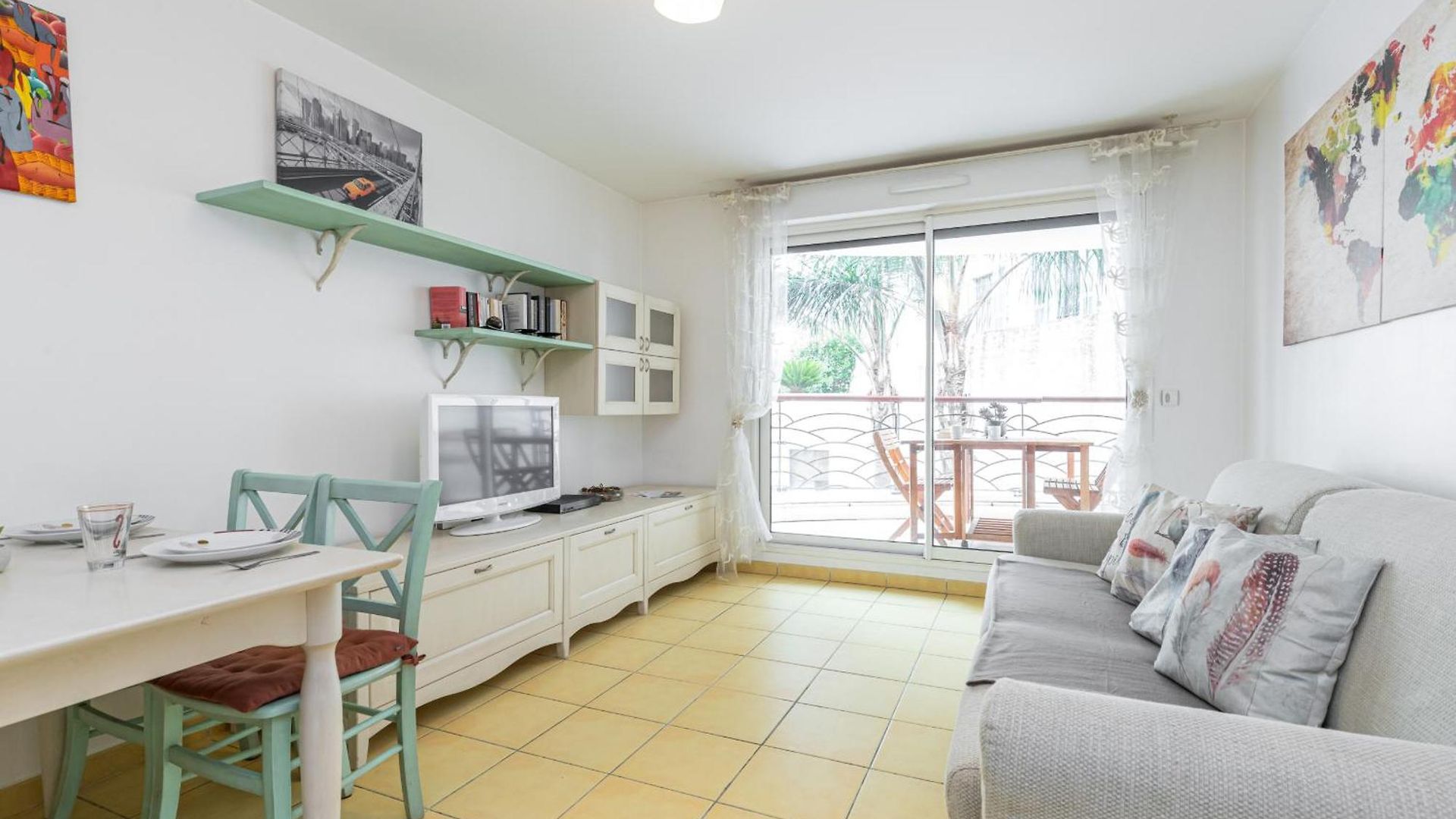 1 Bedroom Downtown Carré D'or With Garage Nice