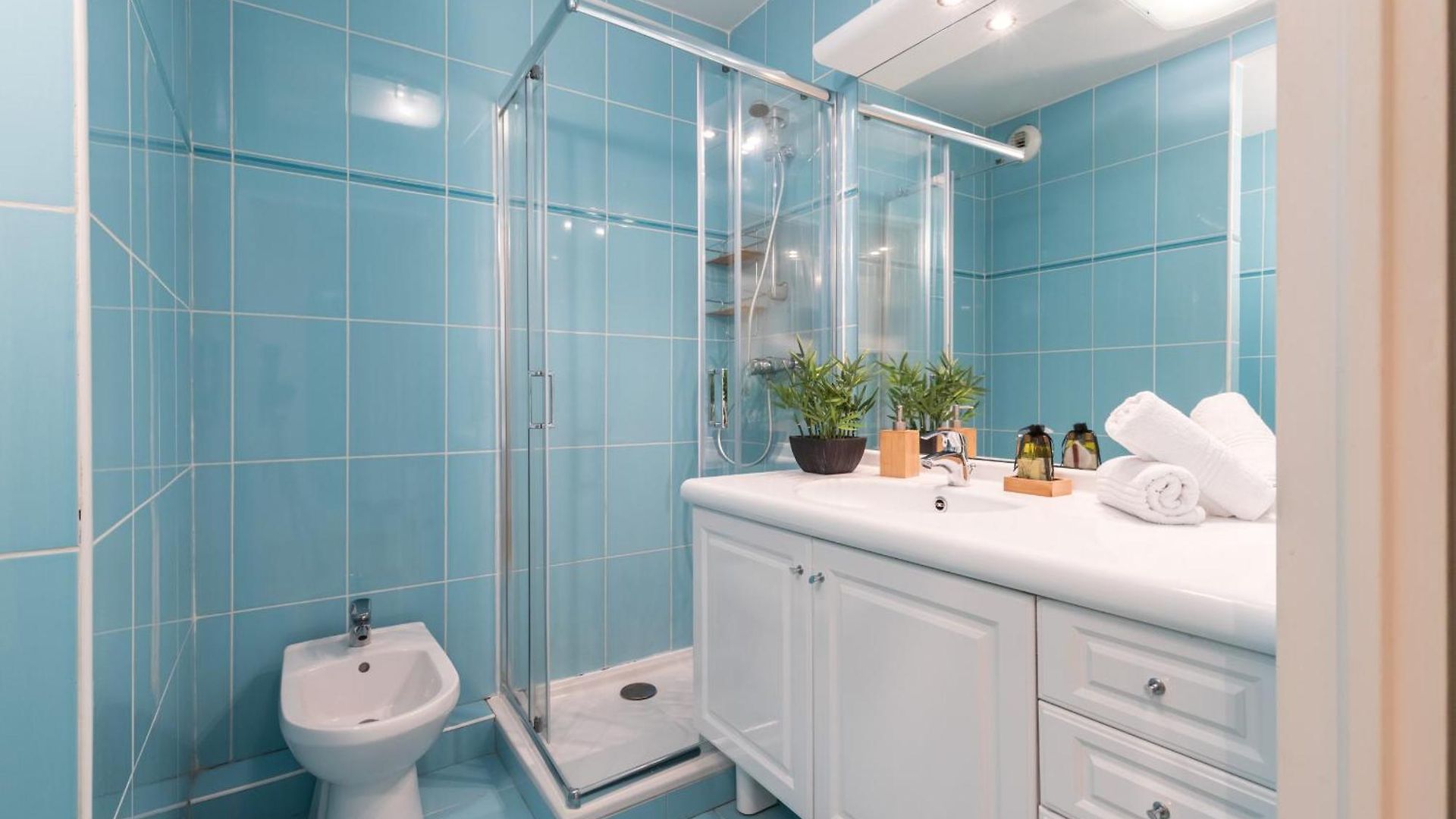 Appartement 1 Bedroom Downtown Carré D'or With Garage Nice