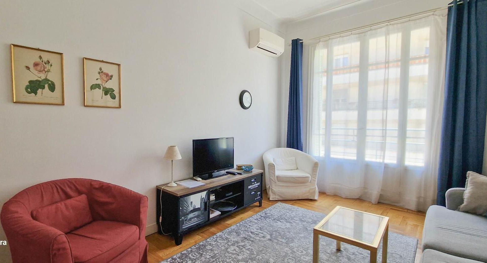 Center Nice,1 , 2 Balcons Appartement