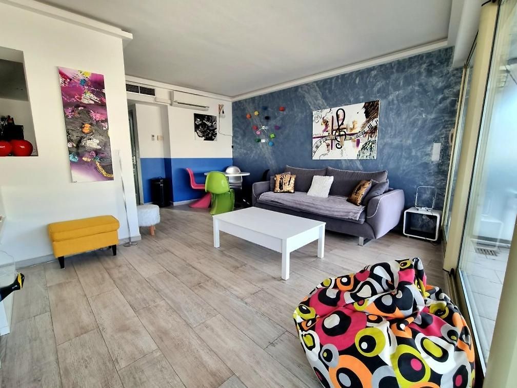 Appartement Royal Lux -last Floor, View *