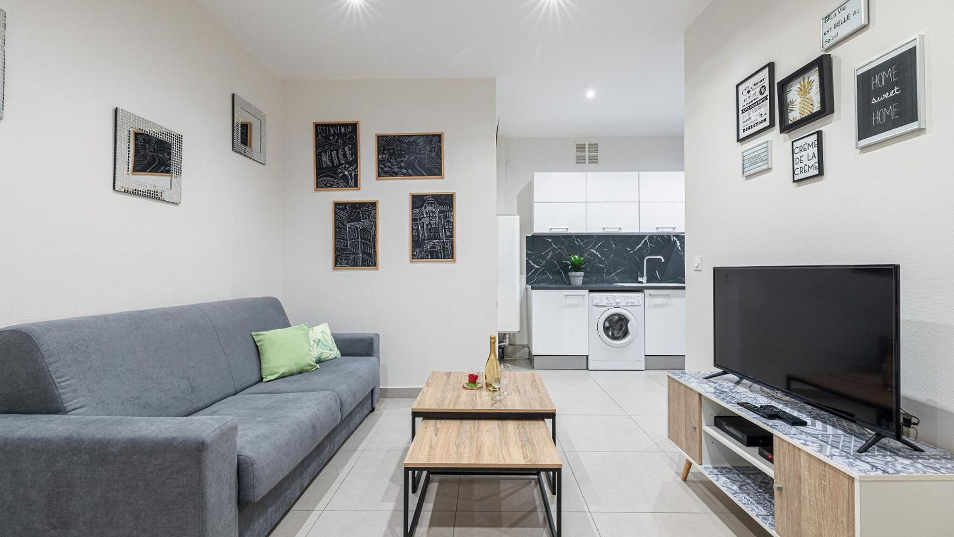 Charming 1 Bdr Old Town Appartement