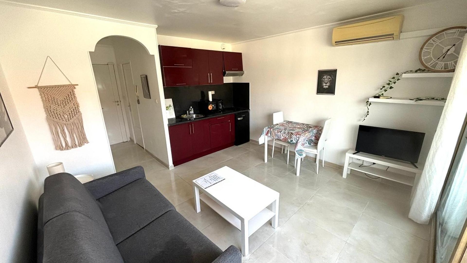 Centre Garibaldi Port Apartment