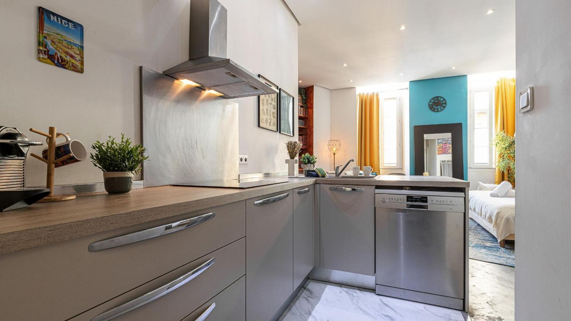 Apartment Cosy In The Old Town Near Garibaldi Square Nice