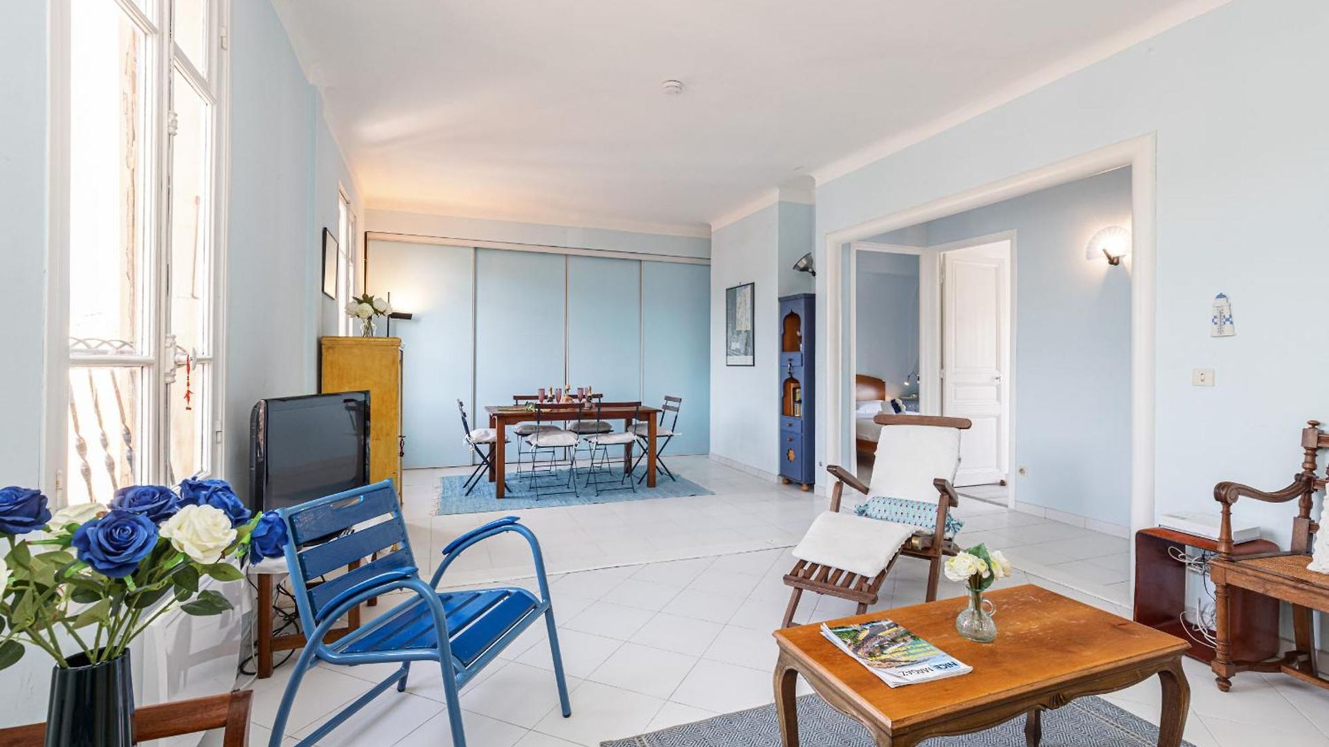 Extraordinary View On Port And Castle Hill - 1 Bdr & Parking * Nice